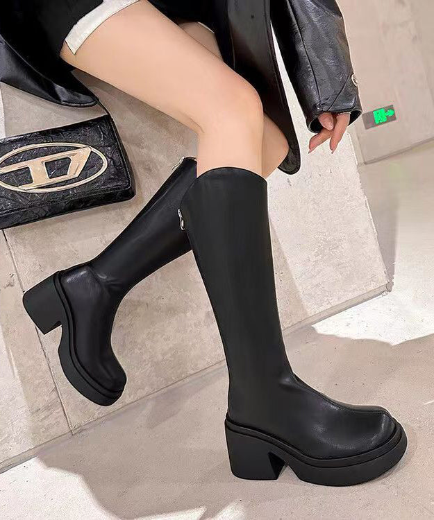 Beautifully Finished Boots in a Timeless Design