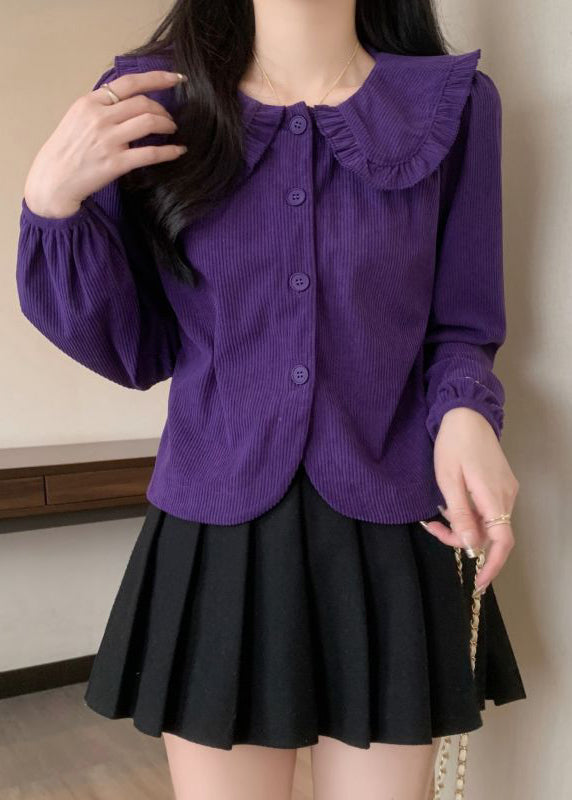 Sophisticated Blouse with a Clean Classic Look