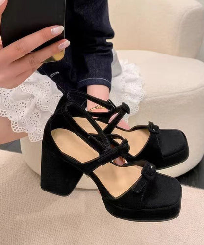 Beautifully Crafted Sandals in a Classic Style