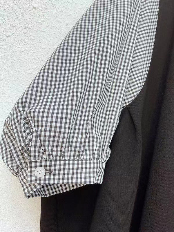 Effortlessly Elegant T-Shirt with a Timeless Design