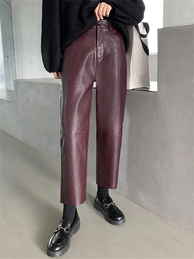 Beautifully Finished Pants in a Timeless Design