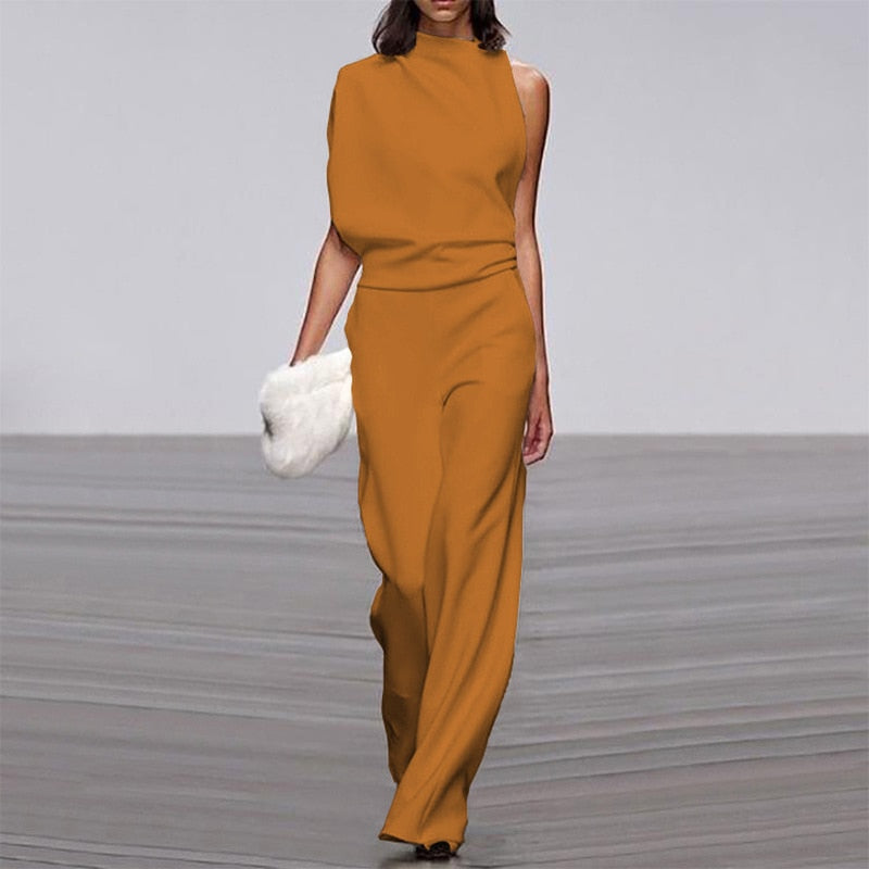 Effortlessly Elegant Garment with a Timeless Design