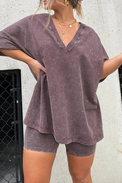 Effortlessly Elegant Garment with a Timeless Design