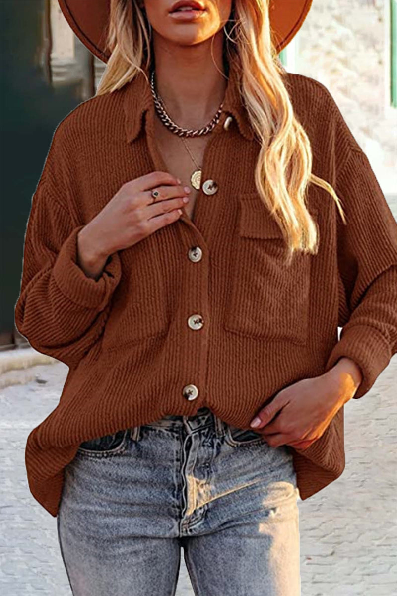 Sophisticated Blouse with a Clean Classic Look