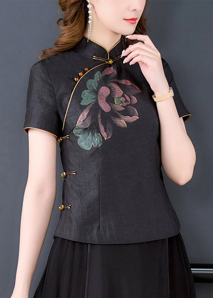 Well Tailored Shirt with a Graceful Silhouette