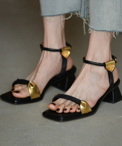 Effortlessly Elegant Sandals with a Timeless Design