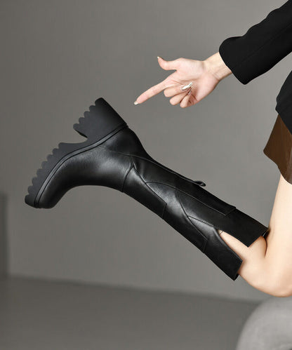 Beautifully Finished Boots in a Timeless Design
