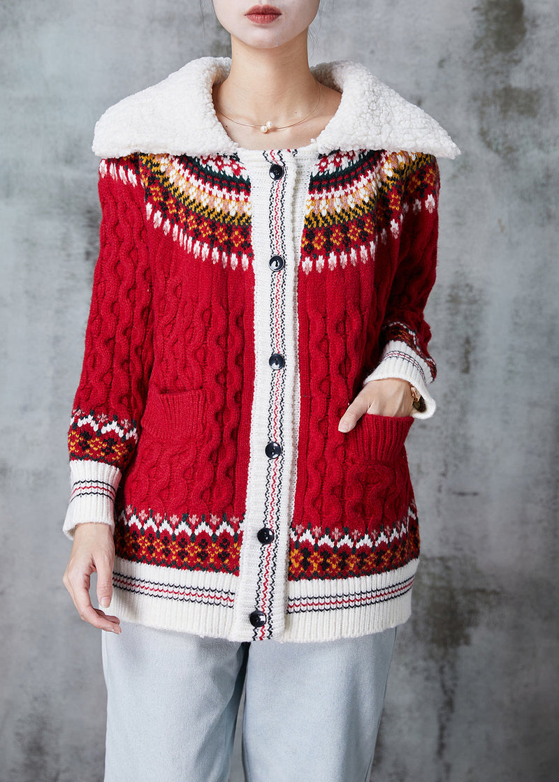 Well Tailored Cardigan with a Graceful Silhouette