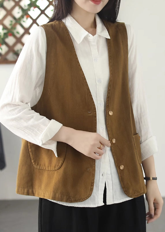 A Vintage Style Top with Delicate Timeless Details