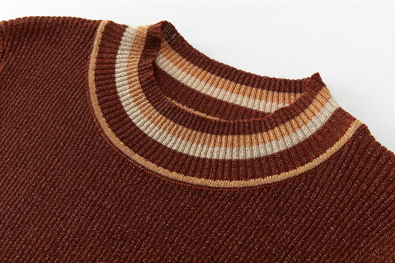 Sophisticated Garment with a Clean Classic Look