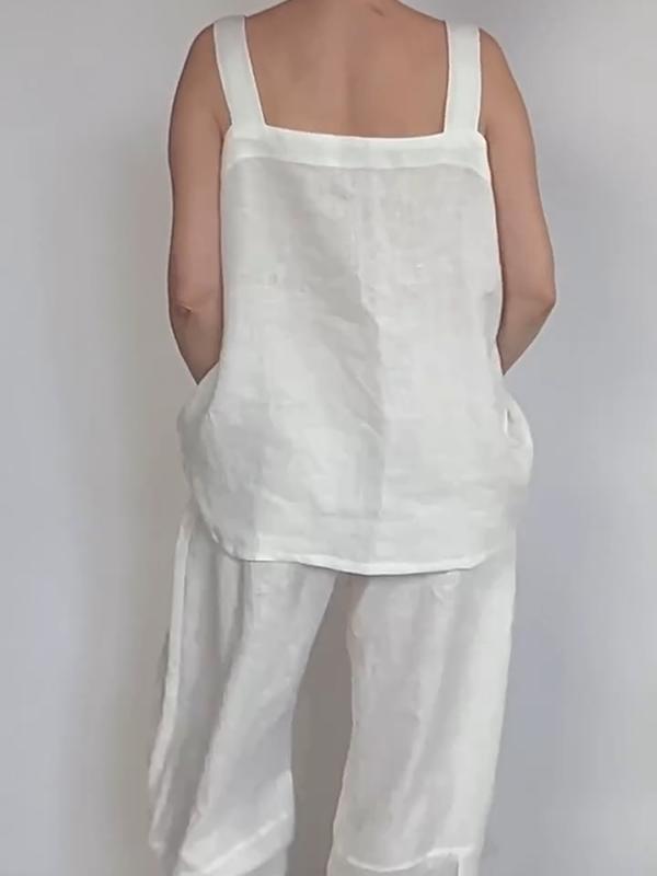 Effortlessly Elegant Garment with a Timeless Design