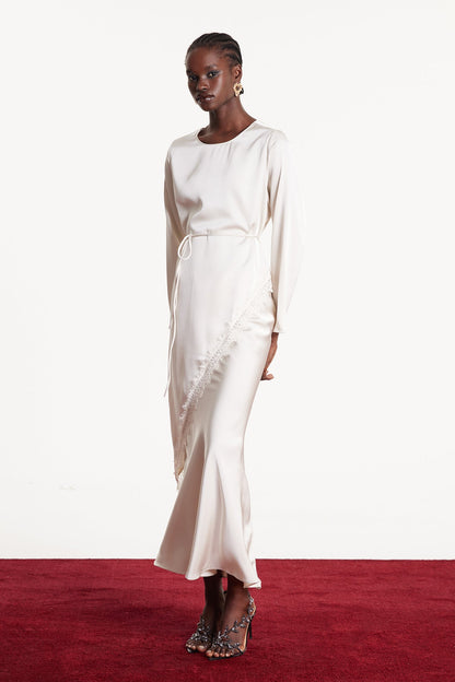 A Vintage Style Top with Delicate Timeless Details