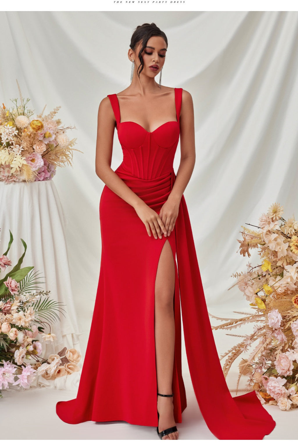 Gracefully Styled Dress for Any Occasion