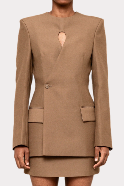 Gracefully Styled Garment for Any Occasion