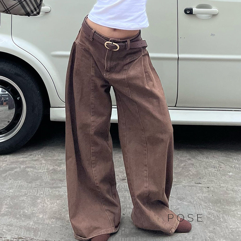 Sophisticated Garment with a Clean Classic Look