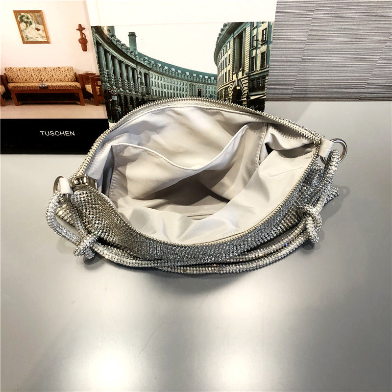 Effortlessly Elegant Bag with a Timeless Design