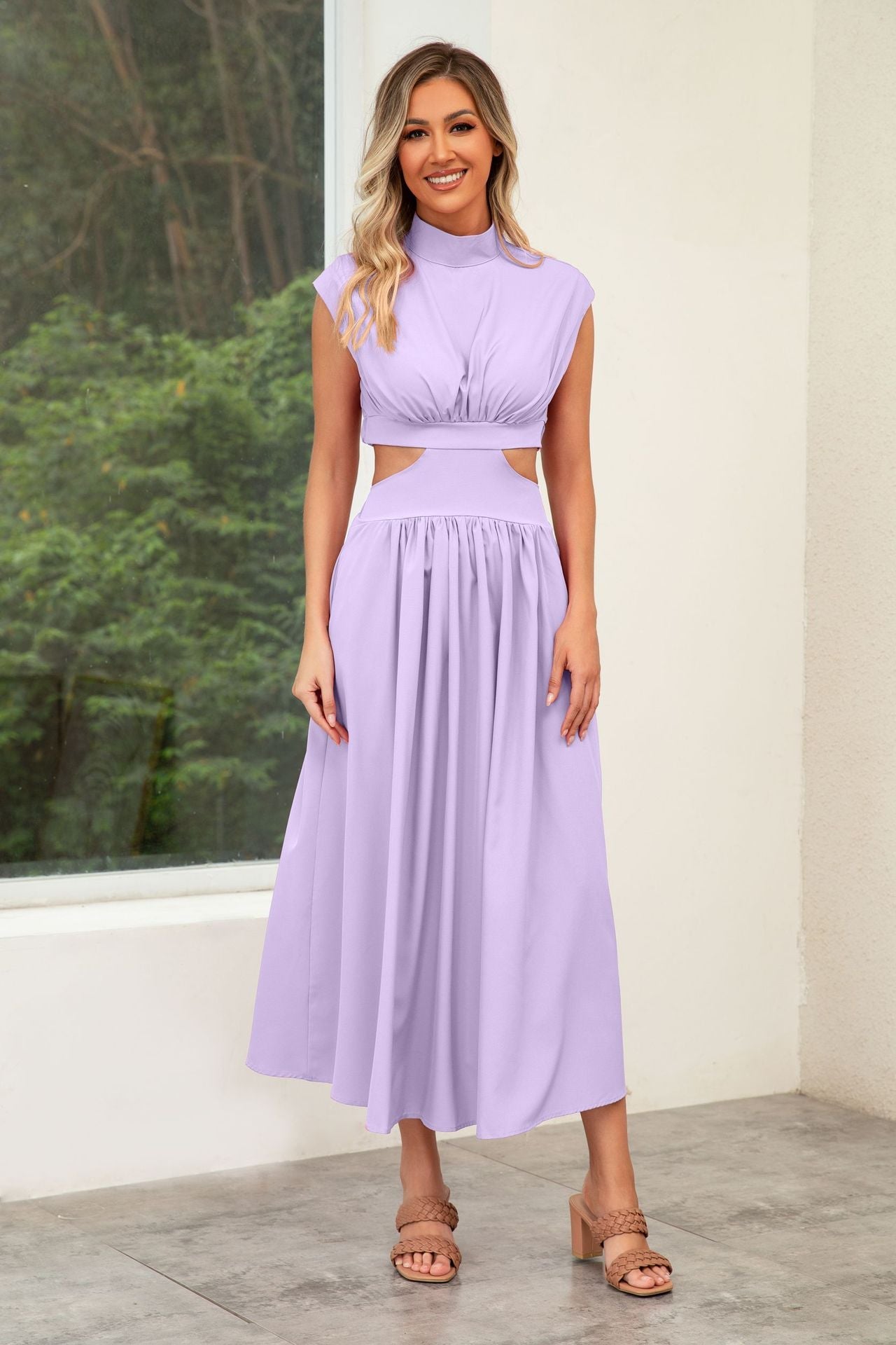 Gracefully Styled Dress for Any Occasion