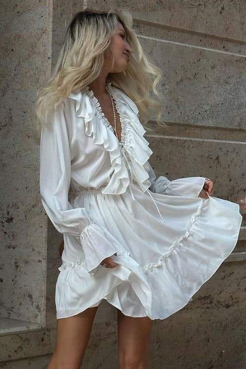 Beautifully Crafted Dress in a Classic Style