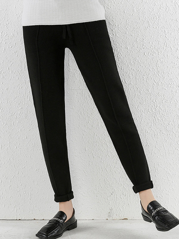 Well Tailored Pants with a Graceful Silhouette