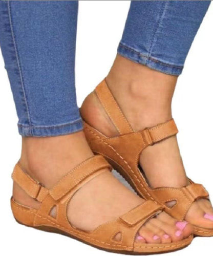 Elegantly Styled Sandals for Everyday Wear