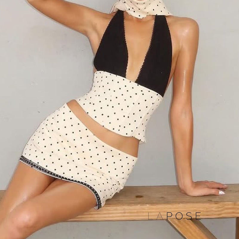 Classic Vintage Garment with a Flattering Fit