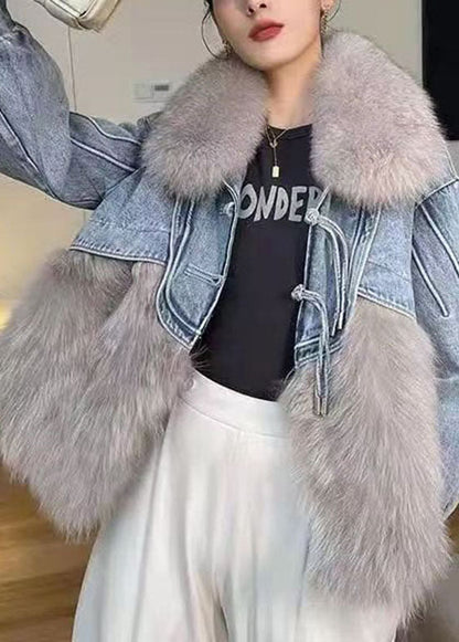 Classic Vintage Coat with a Flattering Fit