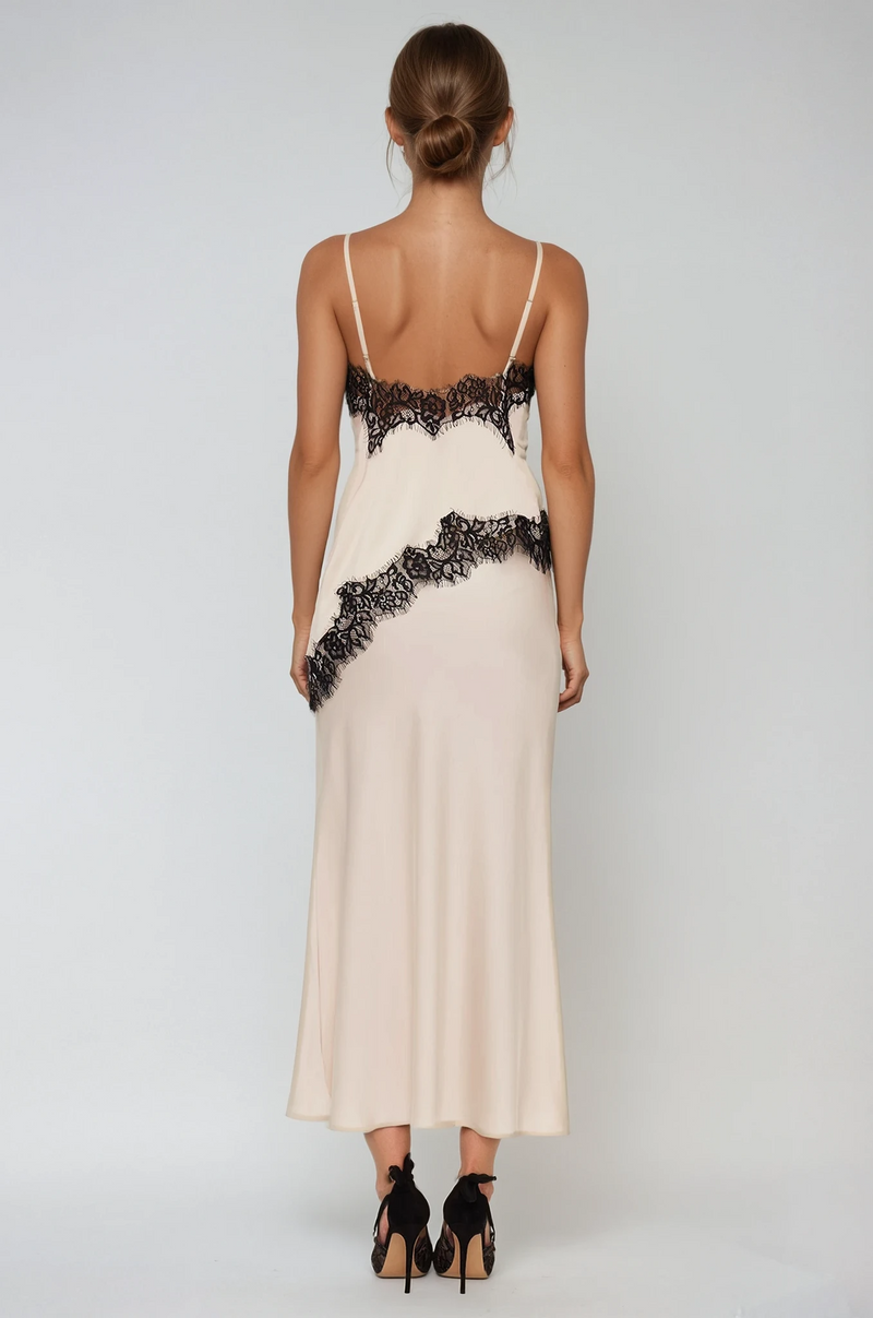 Sophisticated Top with a Clean Classic Look