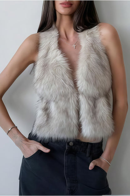 Sophisticated Garment with a Clean Classic Look