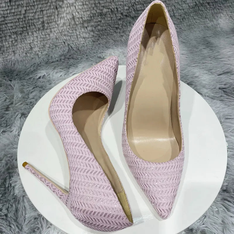Effortlessly Elegant Shoes with a Timeless Design