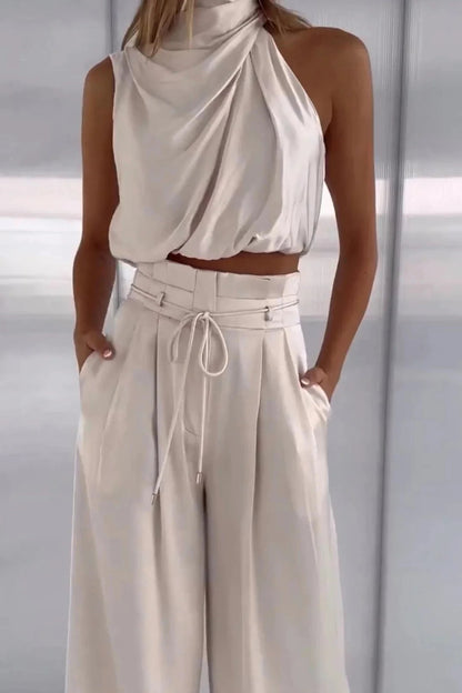 Sophisticated Garment with a Clean Classic Look