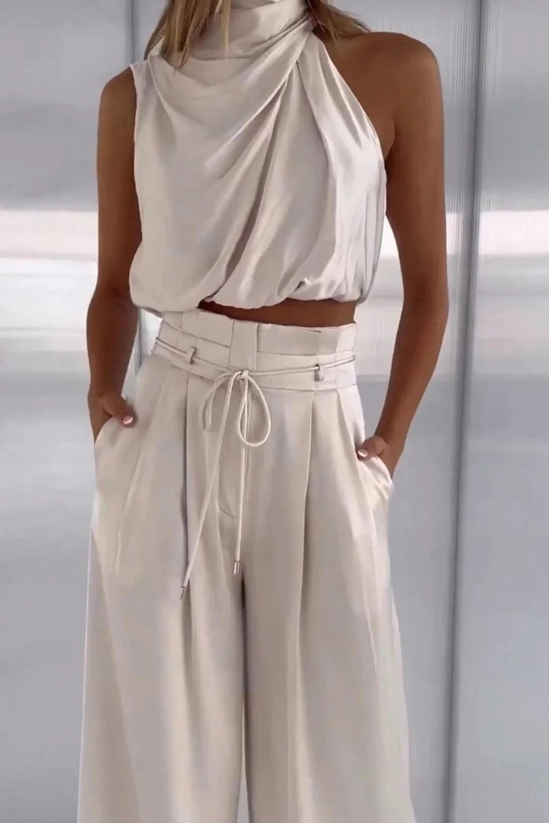 Sophisticated Garment with a Clean Classic Look