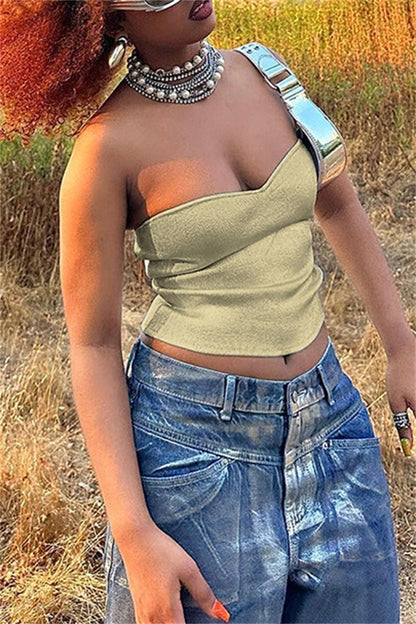 A Vintage Style Top with Delicate Timeless Details