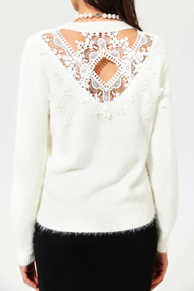Beautifully Finished Sweater in a Timeless Design