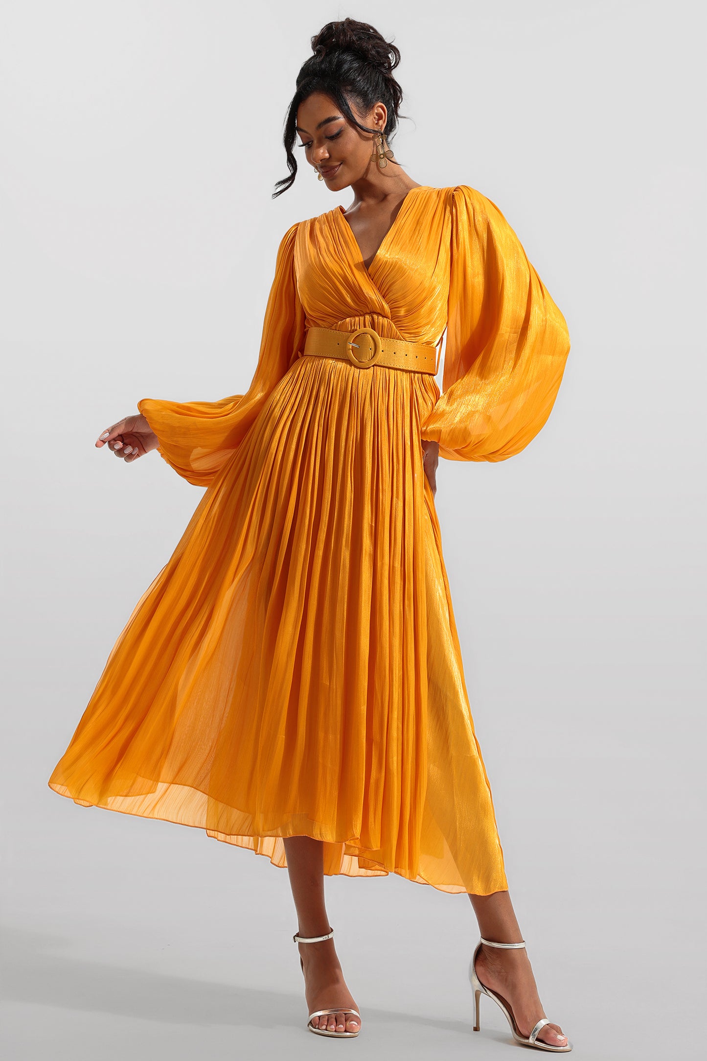 Polished Dress with an Effortless Classic Look