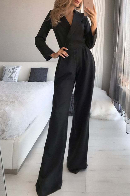 Effortlessly Elegant Garment with a Timeless Design