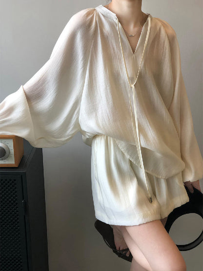 Classic Vintage & Enduringly Stylish Top
