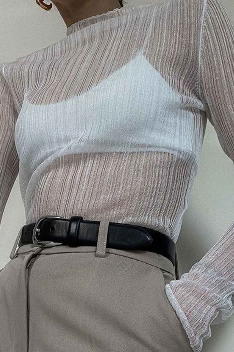 Effortlessly Elegant Top with a Timeless Design