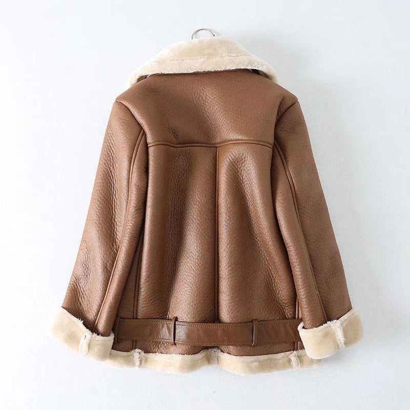 Polished Jacket with an Effortless Classic Look