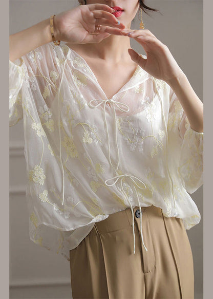 Effortlessly Elegant Shirt with a Timeless Design