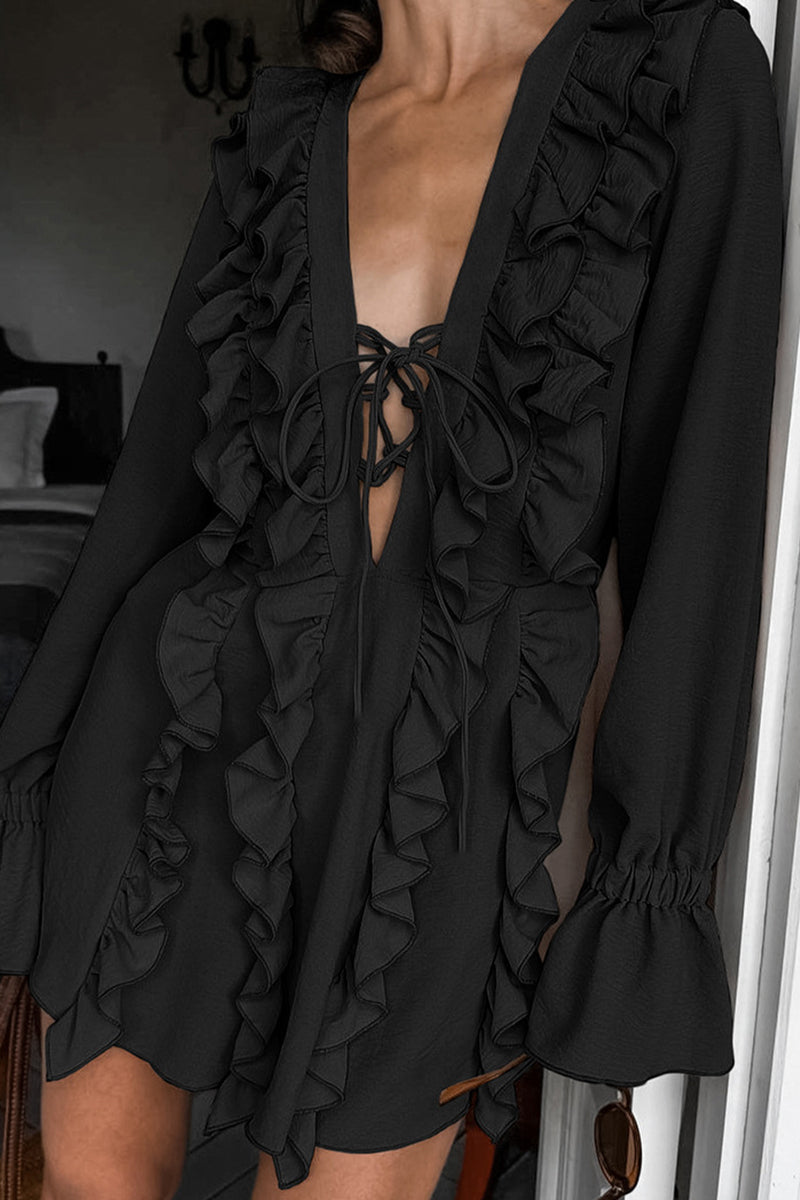 Effortlessly Elegant Dress with a Timeless Design