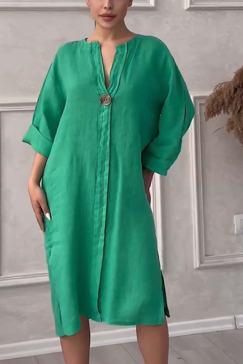 Sophisticated Dress with a Clean Classic Look
