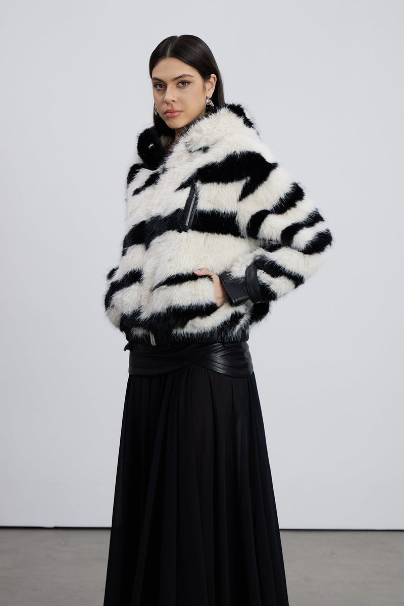Classic Vintage Jacket with a Flattering Fit