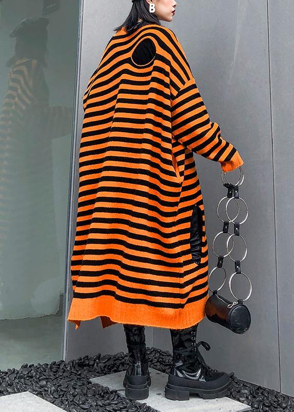 Well Tailored Sweater with a Graceful Silhouette