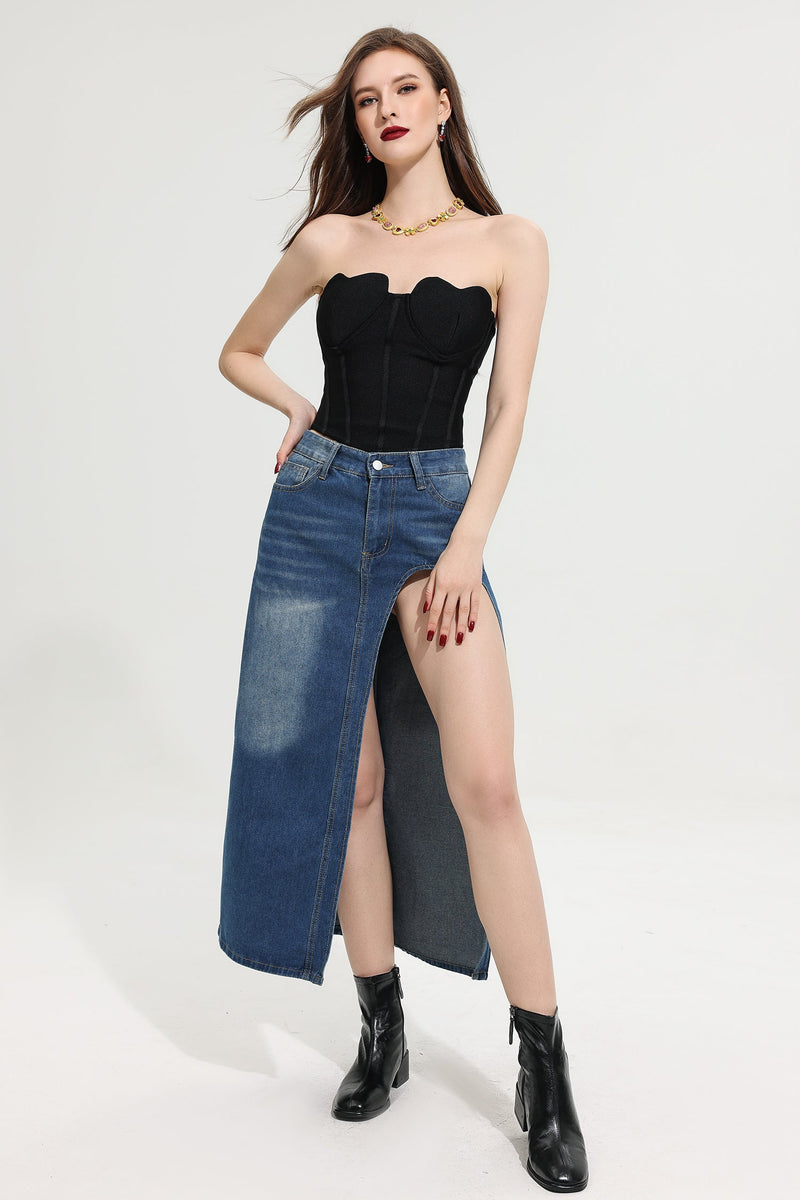 Effortlessly Elegant Garment with a Timeless Design