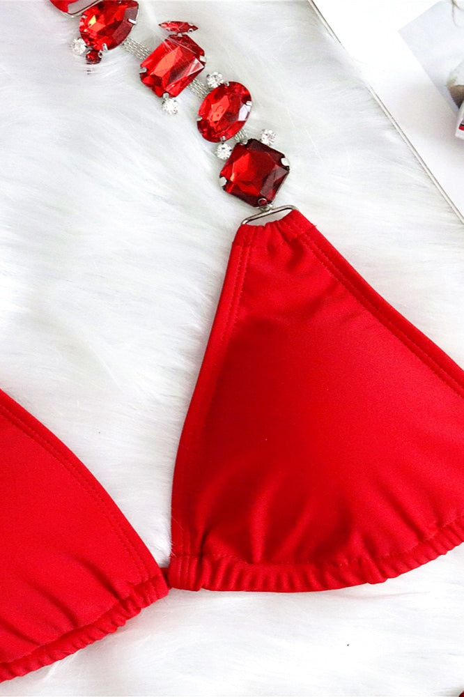 Effortlessly Elegant Bikini with a Timeless Design