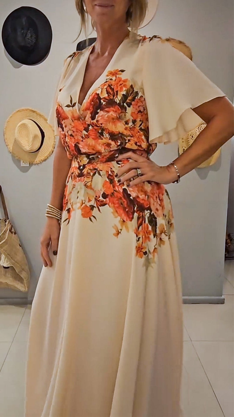 Gracefully Styled Garment for Any Occasion