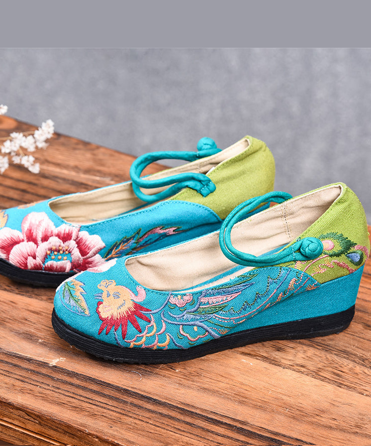 Gracefully Styled Heels for Any Occasion