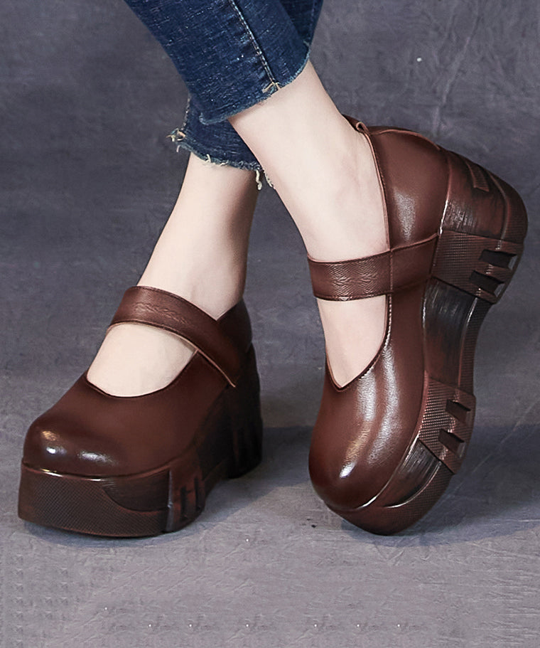A Vintage Style Heels with Delicate Timeless Details