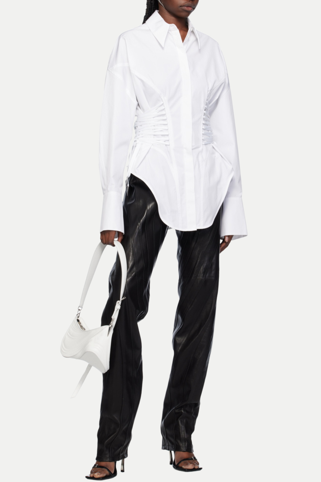 Well Tailored Shirt with a Graceful Silhouette