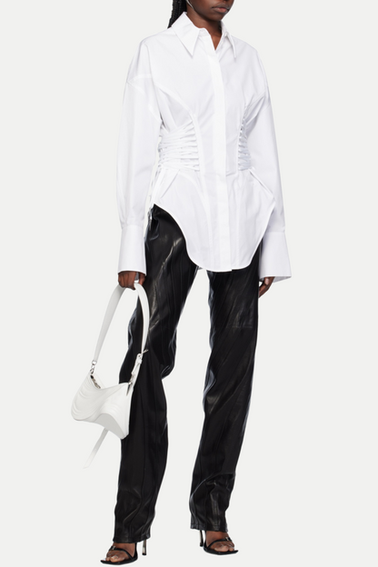 Well Tailored Shirt with a Graceful Silhouette